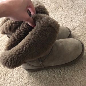 Emu ugg boots size 7 in light brown